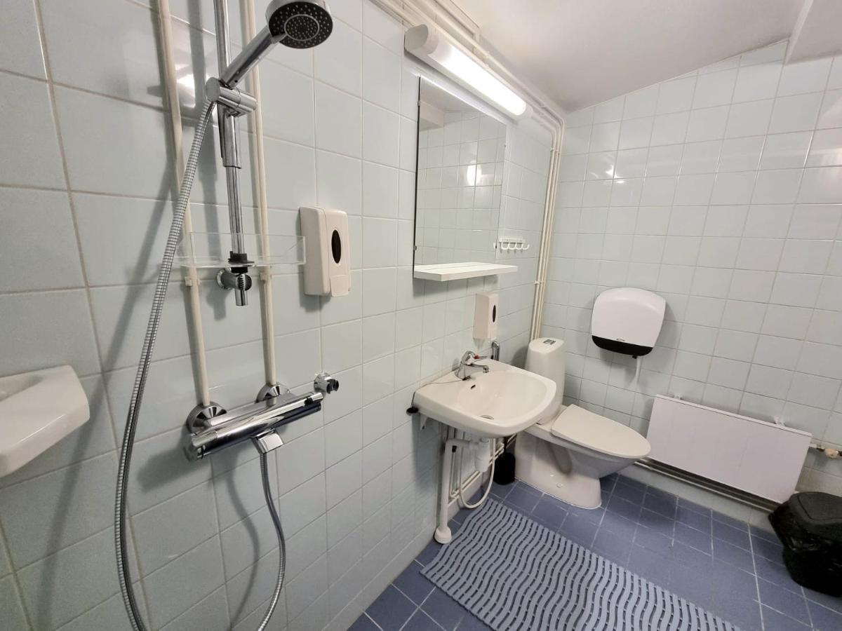 Gasthaus Vanha-Merivartioasema Kotka Eksteriør bilde