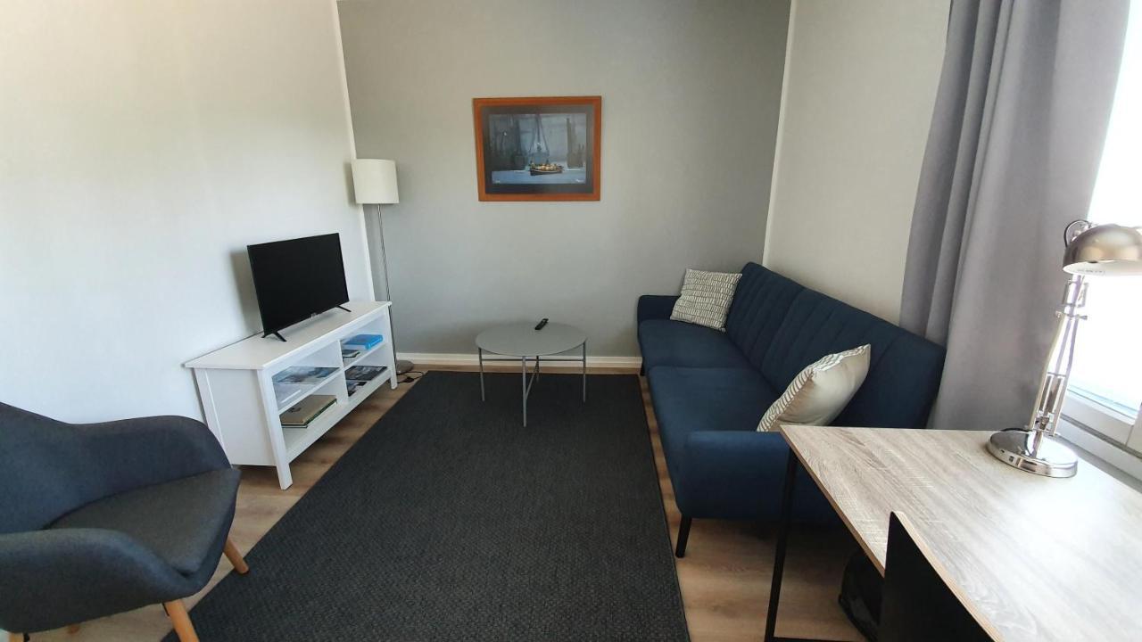 Gasthaus Vanha-Merivartioasema Kotka Eksteriør bilde