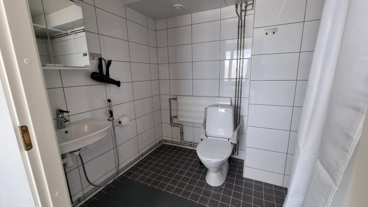 Gasthaus Vanha-Merivartioasema Kotka Eksteriør bilde