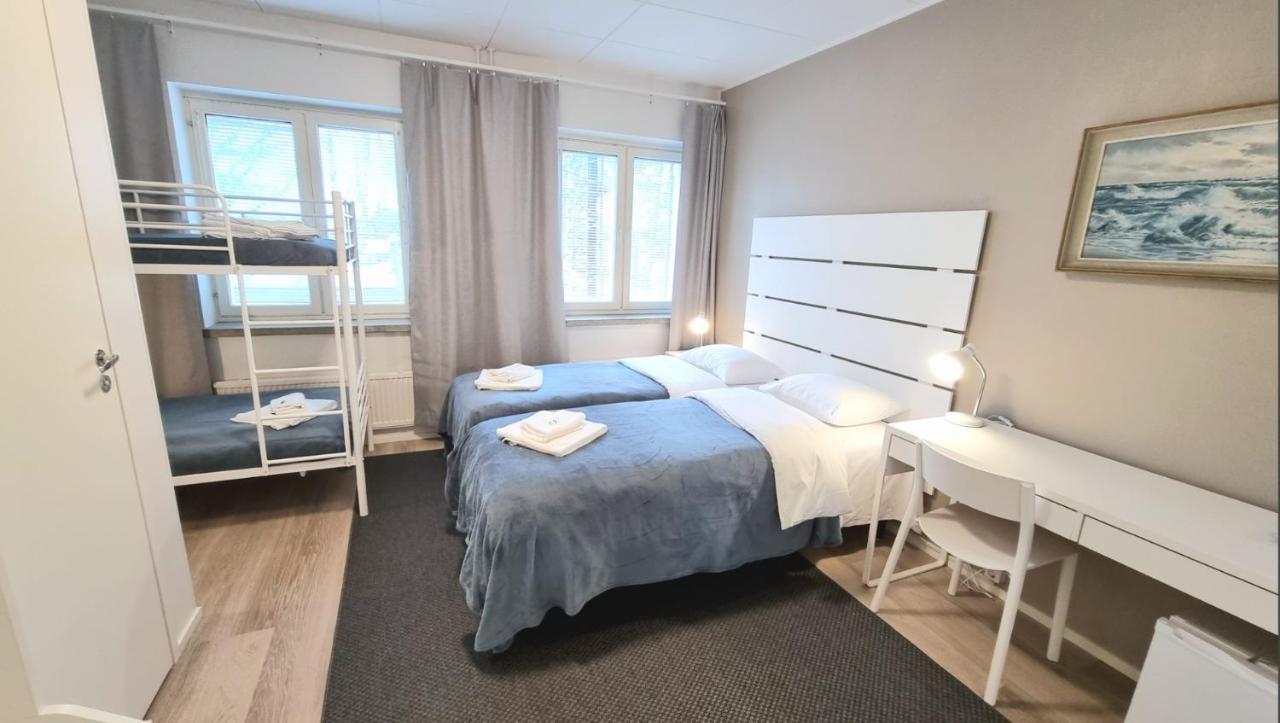 Gasthaus Vanha-Merivartioasema Kotka Eksteriør bilde